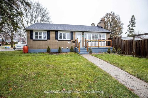 488 Beurling Ave, Oshawa, ON, L1J2Z9 | Card Image