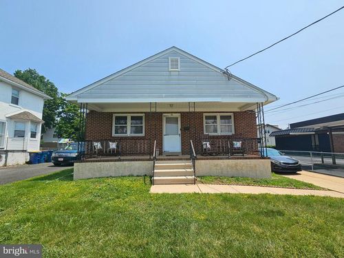 2 Spruce Ave, ELSMERE, DE, 19805-2126 | Card Image
