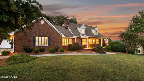 3046 Hawthorne St, Athens, TN, 37303-5012 | Card Image