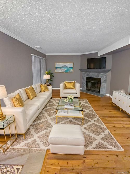 3910 Whispering Hls, Chester, NY, 10918-1570 | Card Image