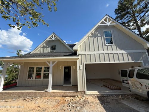 1420 Burning Tree Rd, Pinehurst, NC, 28374-9279 | Card Image