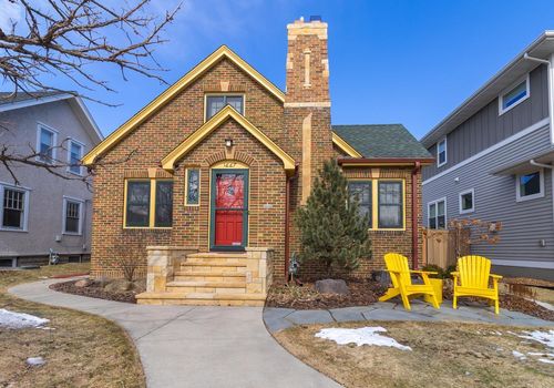 1667 Niles Ave, Saint Paul, MN, 55116-1423 | Card Image