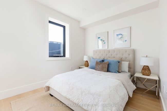108 Crawford St, House attached with 6 bedrooms, 5 bathrooms and 3 parking in Toronto ON | Image 12
