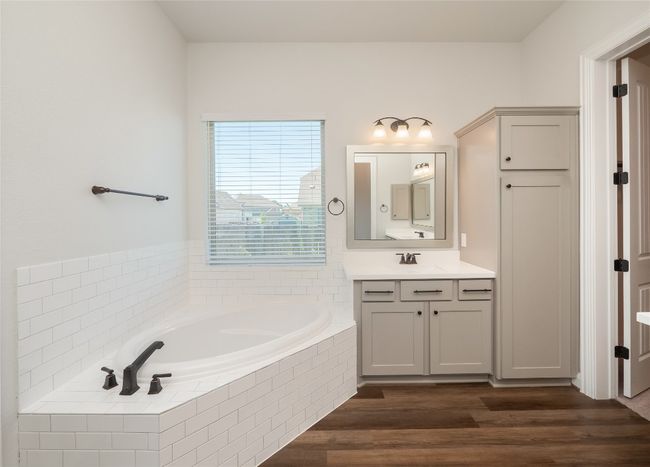 2320 Lucky Ln, House other with 5 bedrooms, 3 bathrooms and 4 parking in Leander TX | Image 16