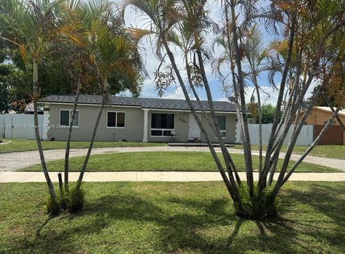 3738 Nw 207th Dr, Miami Gardens, FL, 33055-1412 | Card Image