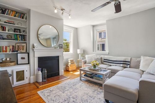 3-79 Pearl St, Boston, MA, 02129-2091 | Card Image