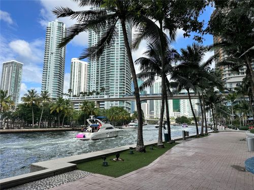 apt-3704-185 Sw 7th St, Miami, FL, 33130-2984 | Card Image