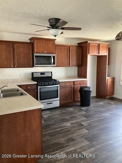 852 Bolton Farms Lane, Grand Ledge, MI, 48837 | Card Image