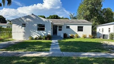 6377 Sw 14th St, House other with 3 bedrooms, 2 bathrooms and null parking in West Miami FL | Image 1