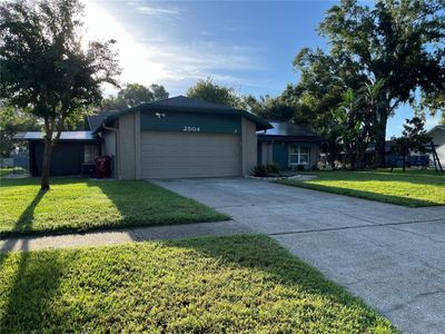 2504 E Timberlane Drive, House other with 3 bedrooms, 2 bathrooms and null parking in Plant City FL | Image 3