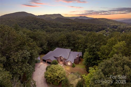 19 Timber Park Dr, Black Mountain, NC, 28711-9460 | Card Image