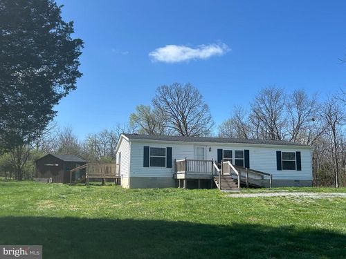 159 Dodge Country Rd, BUNKER HILL, WV, 25413 | Card Image