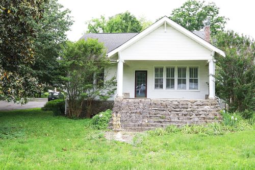 8300 Elkton Pike, Prospect, TN, 38477-7530 | Card Image