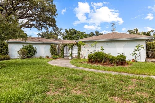 10309 Reclinata Lane, TAMPA, FL, 33618 | Card Image