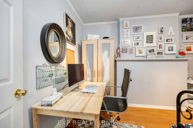 39 Rowntree Ave, House other with 2 bedrooms, 1 bathrooms and 1 parking in Toronto ON | Image 18
