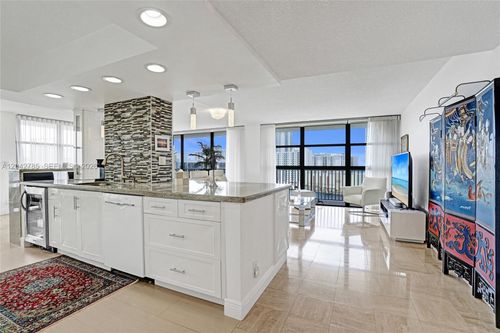 1110-400 Leslie Dr, Hallandale Beach, FL, 33009-2914 | Card Image