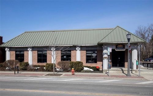 594 Main St, Aurora, NY, 14052 | Card Image