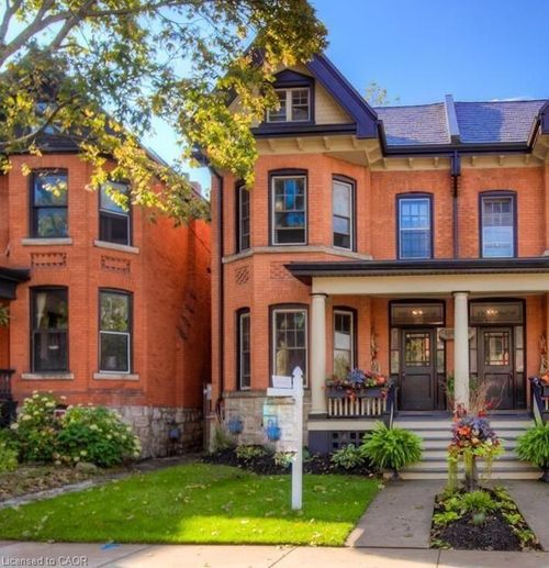 133 Markland St, Hamilton, ON, L8P2K3 | Card Image