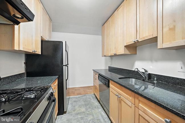 APT-504 - 922 24 Th St Nw, Condo with 2 bedrooms, 1 bathrooms and null parking in WASHINGTON DC | Image 9