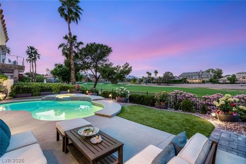 8936 Rainbow Ridge Dr, Las Vegas, NV, 89117-5816 | Card Image