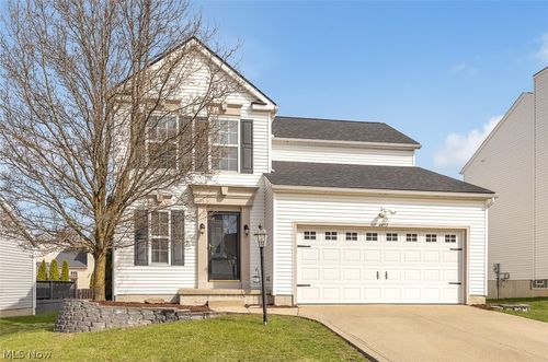 4457 Aylesworth Dr, Brunswick, OH, 44212-6824 | Card Image