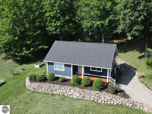 8350 E Horn Rd, Lake Leelanau, MI, 49653-8613 | Card Image