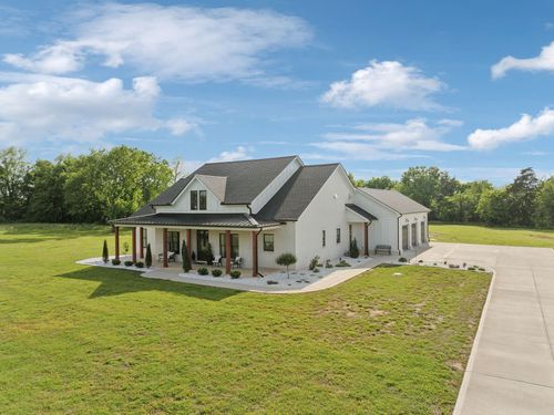 2648 Wilson Overall Rd, Murfreesboro, TN, 37127-7516 | Card Image