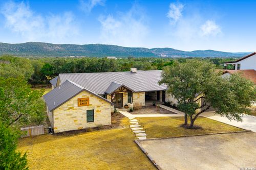 1723 Mountain Valley Dr, ConCan, TX, 78838-3812 | Card Image