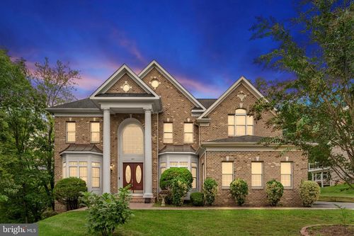 6623 Locust Way, Annandale, VA, 22003-6215 | Card Image