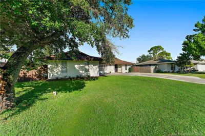 138 Nw Friar Street, House other with 4 bedrooms, 2 bathrooms and 2 parking in Port Saint Lucie FL | Image 3