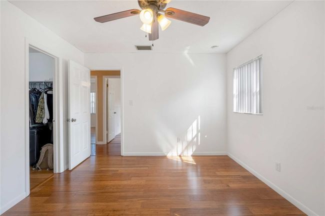 Master Bedroom | Image 22