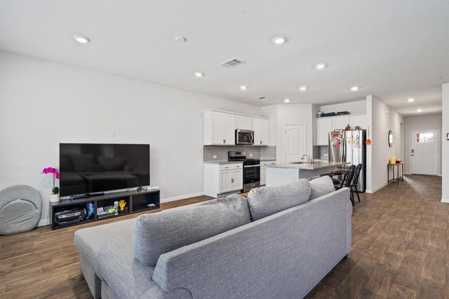 204 Connor Ln, House other with 4 bedrooms, 2 bathrooms and 2 parking in Georgetown TX | Image 9
