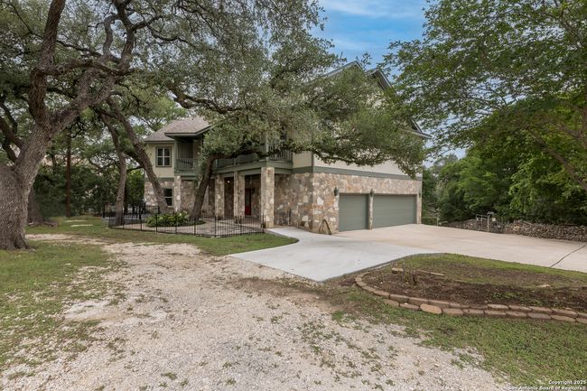 1245 Phantom Rider Trl, House other with 5 bedrooms, 4 bathrooms and null parking in Spring Branch TX | Image 5