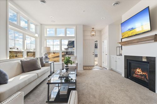 6725 Jorgensen Ave S, Cottage Grove, MN, 55016-3673 | Card Image