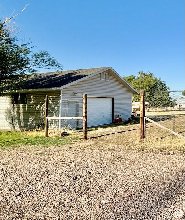 430 E Canyon Rd, House other with 3 bedrooms, 2 bathrooms and 2 parking in Fillmore UT | Image 59