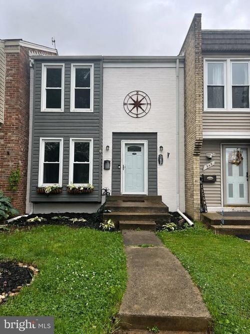 347 Shenandoah St Se, LEESBURG, VA, 20175-4011 | Card Image