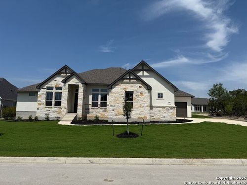 250 Matthew Path, Castroville, TX, 78009-2273 | Card Image
