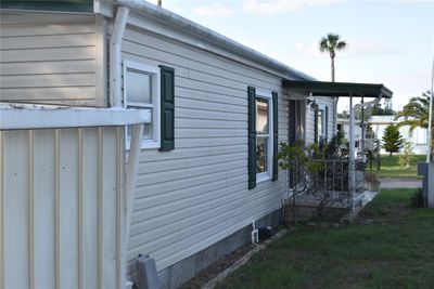 4443 Tucker Square, House other with 2 bedrooms, 2 bathrooms and null parking in New Port Richey FL | Image 3