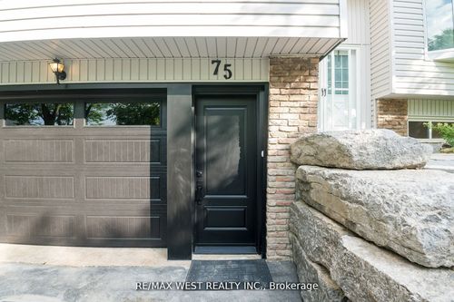 lower-75 Wright Cres, Bolton, ON, L7E3X6 | Card Image