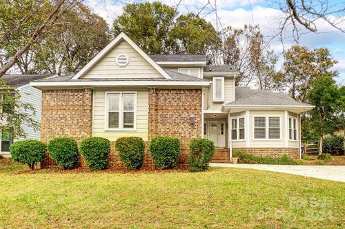 10454 Fairway Ridge Road, Charlotte, NC, 28277 | Card Image