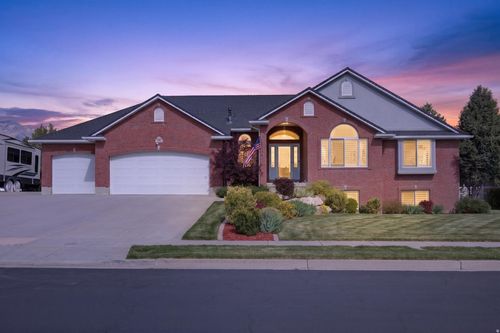 1848 N 1775 W, Farr West, UT, 84404-2786 | Card Image
