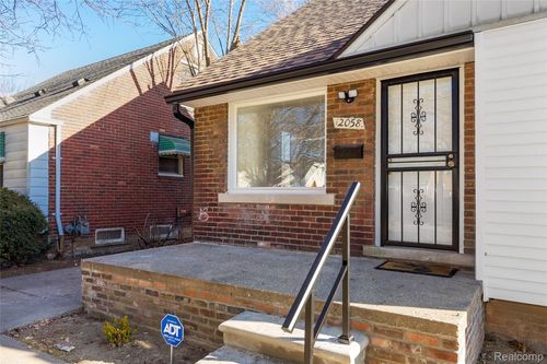 12058 Wayburn St, Detroit, MI, 48224-1038 | Card Image