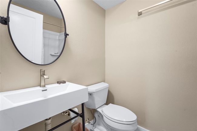 111 Faubel St, House other with 3 bedrooms, 3 bathrooms and null parking in Siesta Key FL | Image 83