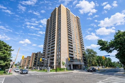 906-135 Marlee Ave, York, ON, M6B4C6 | Card Image