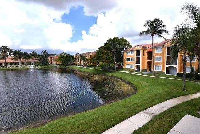 APT-202 - 2151 W Preserve Way, Condo with 2 bedrooms, 2 bathrooms and null parking in Miramar FL | Image 28