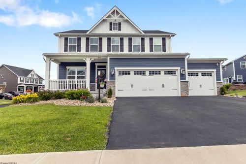 204 Falling Water Ln, Morgantown, WV, 26508-4548 | Card Image