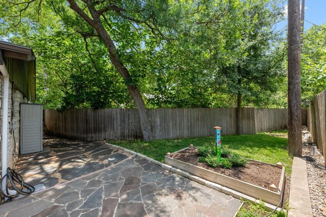 102 - 3102 Glen Ora St, Condo with 1 bedrooms, 1 bathrooms and 1 parking in Austin TX | Image 20