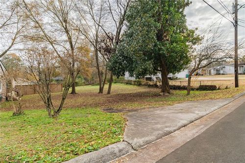 2582 Argo Dr Se, Smyrna, GA, 30080-2402 | Card Image