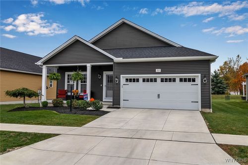 22 Eagleview Dr, Grand Island, NY, 14072-3337 | Card Image