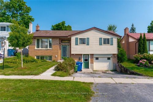 48 Rochelle Dr, Guelph, ON, N1K1L2 | Card Image